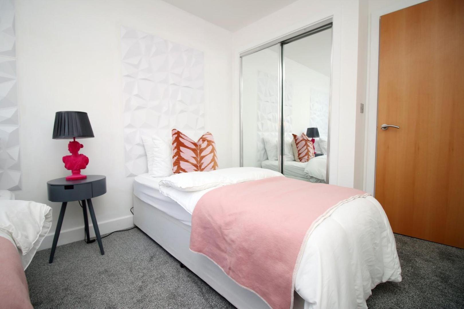 2Br Near City Centre ブリストル エクステリア 写真